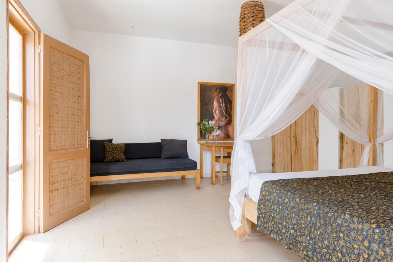 サリー・ポルチュダル Casa Louka Bed & Breakfast エクステリア 写真