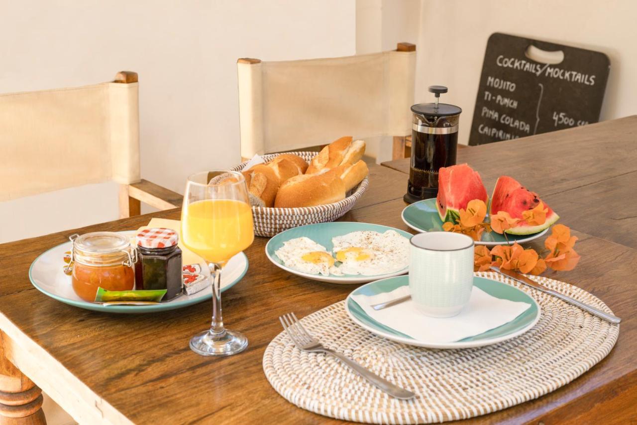サリー・ポルチュダル Casa Louka Bed & Breakfast エクステリア 写真