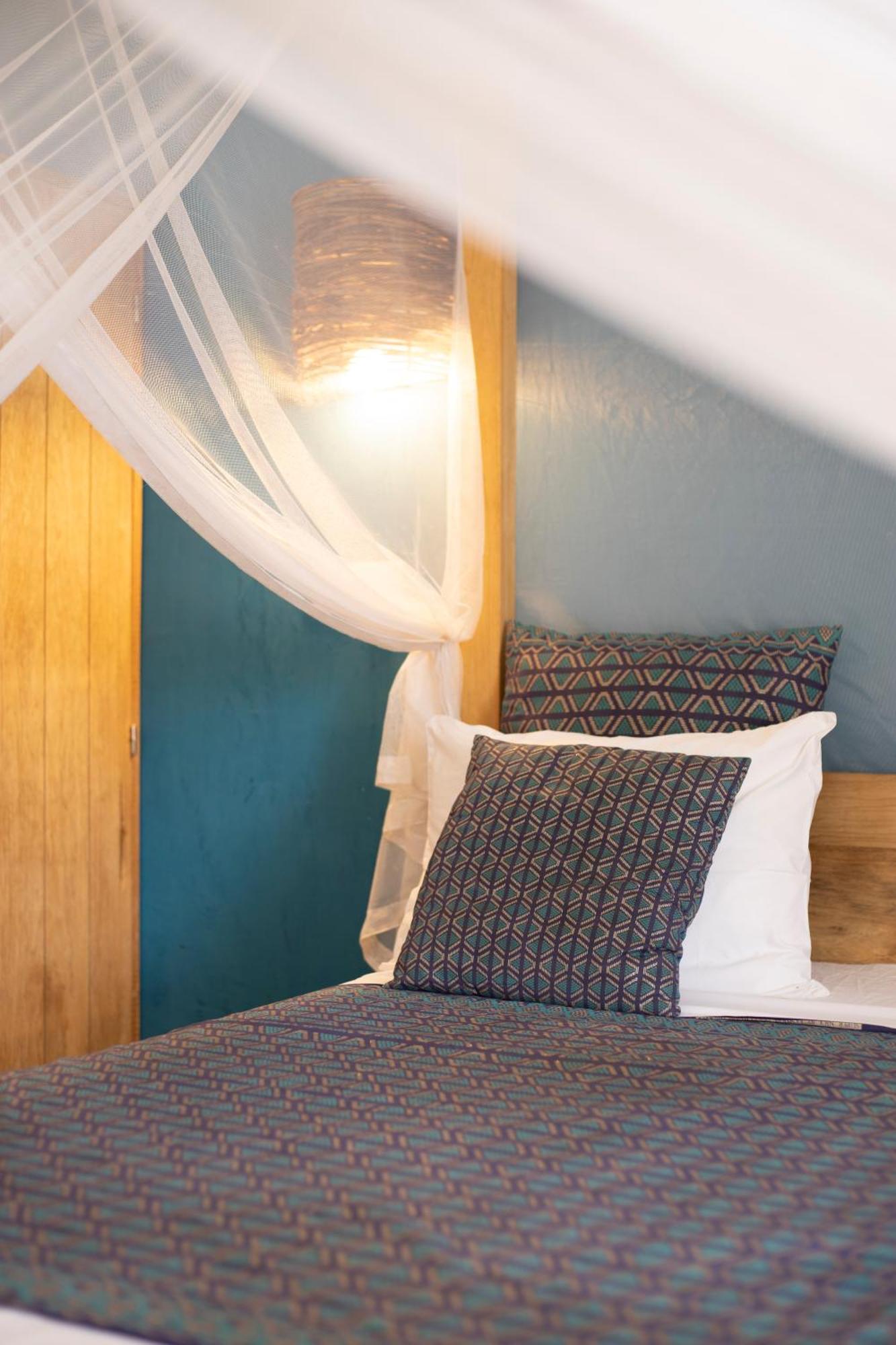 サリー・ポルチュダル Casa Louka Bed & Breakfast エクステリア 写真